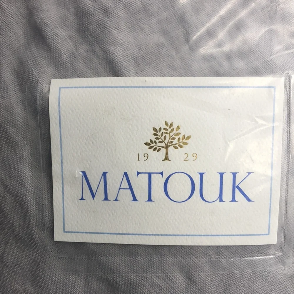 Matouk Porto Linen Cal King Fitted Sheet in Silver
